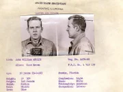 Steckbrief von John William Anglin, ein Gefängnisausbrecher der aus dem berüchtigten Gefängnis Alcatraz entkam und nie wieder gesehen wurde.