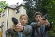 SOKO-Ermittlerin Karin Kofler (Kristina Sprenger) und ihr Kollege Klaus Lechner (Andreas Kiendl) im Einsatz.