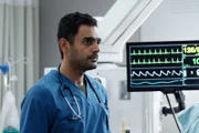 Transplant – Ein besonderer Notarzt Staffel 3 Folge 9 Versucht, das Richtige zu tun: Hamza Haq als Bashir Hamed  Copyright: SRF/NBC