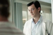 Transplant Staffel 1 Folge 6 Der Kinderarzt weiss nicht weiter: Jim Watson als Theo Hunter