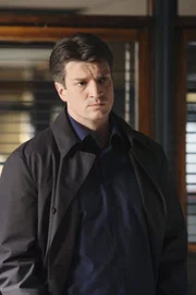 Castle (Nathan Fillion) wird klar, dass der totgeglaubte Serienmörder noch am Leben ist und es weiterhin auf Beckett abgesehen hat.