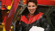 Biggi Schwerin (Sabine Petzl) liebt ihren Beruf als Pilotin des Medicopters über alles