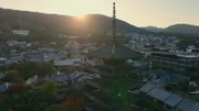Um sich gegen Erdbeben zu schützen, setzt Japan früh in der Geschichte auf eine clevere Holzarchitektur.