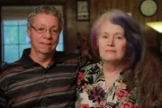 L-R: Tom und Nancy, die Eltern von Mickey Shunick