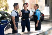 l-r: Wilmer Valderrama als Special Agent Nicholas Nick Torres, Katrina Law als NCIS Special Agent Jessica Knight, und Vanessa Lachey als Jane Tennant.
