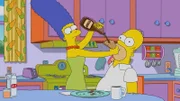 Marge (l.); Homer (r.)