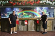 Wayde and Brett Create a holiday tank for Flanigan's Seafood Bar and Grill.
