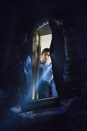 Als Junior (Alexander Koch) einen mysteriösen Tunnel entdeckt, keimen alte Hoffnungen wieder auf ...