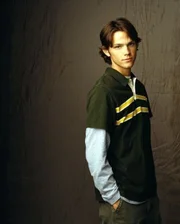 Jared Padalecki (Dean Forester).