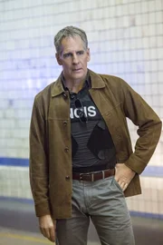 "Second Chances" -- After tracking stolen Navy TNT to a cocaine warehouse, Special Agent Pride and the NCIS team uncovers a domestic drug ring that is producing their own cocaine and headed by Sonja\'s childhood friend, Marion Watkins (Samaire Armstrong), on NCIS: NEW ORLEANS, Tuesday, Feb. 23 (9:00-10:00 PM, ET/PT), on the CBS Television Network. Pictured: Scott Bakula as Special Agent Dwayne Pride Photo: Skip Bolen/CBS Ã?Â©2016 CBS Broadcasting, Inc. All Rights Reserved