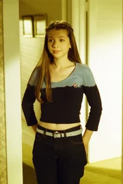 Dawn (Michelle Trachtenberg), Buffys jüngere Schwester, fühlt sich von Buffy vernachlässigt.