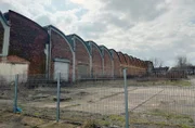 Werkhallen der ehemaligen Gustloff- Rüstungsfabrik in Weimar, in der ebenfalls Zwangsarbeiter eingesetzt wurden