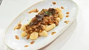 Gericht Marie Gericke: Selbstgemachte Gnocchi mit Pilzrahm und Trüffel