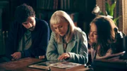 v.l.n.r.: Hal Fine (Joel Fry), Matilda Gray (Lydia Wilson) und Rose Morgan (Claire Rushbrook)