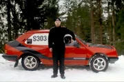 Mit Vollgas gegen die Langeweile Schrottrennen in der finnischen Provinz Lauri Maljanen träumt von einer Profikarriere als Rallyefahrer.