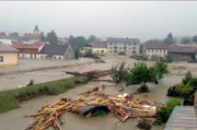 Gefahr durch Starkregen und Sturzfluten: Simbach am Inn bei der Flutkatastrophe vor fünf Jahren