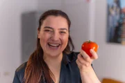 Köchin Daniela Aiace setzt in ihrer Küche auf Tomaten, die beliebteste Gemüseart der Welt.