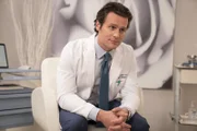 Dr. Paul David (Jonathan Groff)