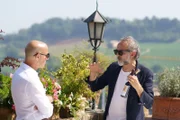 Stanley Tucci (l.) und Massimo Bottura  +++