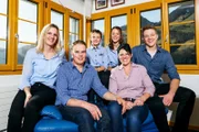 SRF bi de Lüt - Unser Dorf: Lungern Familie Schallberger: Eltern Helen und Hansruedi und die Kinder Florian (11), Steffi (13), Jonas (21) und Andrea (21) 2020  Copyright: SRF/Oscar Alessio