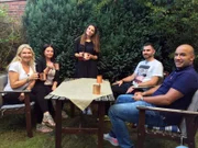 V.l.: Gabriele, Jessica, Gastgeberin Dorina, Alexander und Roberto