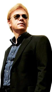 Lt. Horatio Caine (David Caruso)