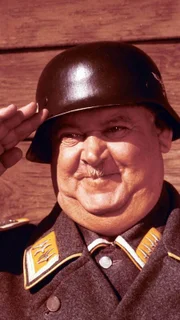Sgt. Hans Georg Schultz (John Banner)