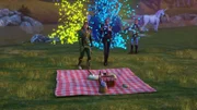 Der Avatar von Nicky (Will Merrick, l.) hat für seine Geliebte Daisy (Rose Matafeo, r.) ein Picknick vorbereitet.