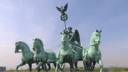 "Herrschaftssymbol": Die Quadriga über dem Brandenburger Tor wird zu einem Wahrzeichen der preußischen Könige und deutschen Kaiser.