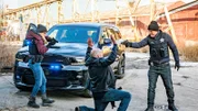 Hailey Upton (Tracy Spiridakos, l.) und Hank Voight (Jason Beghe, r.)