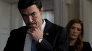 Harris (Ian Anthony Dale)