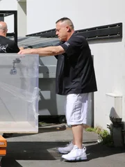ATM installs the 3 Arts tank.