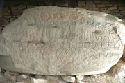 Kalenderstein in Knowth
