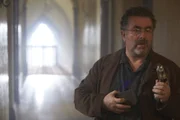 Artie Nielsen (Saul Rubinek)
