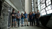 L-R: Steve Gonsalves, Les Martin, Shari DeBenedetti, Jason Hawes, Amy Bruni, Adam Berry, Dave Tango und Dustin Pari.