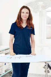 Dr. Emma