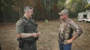 Die Wildhüter treffen auf einen Fischer, der wiederholt gegen Hygienevorschriften verstoßen hat.