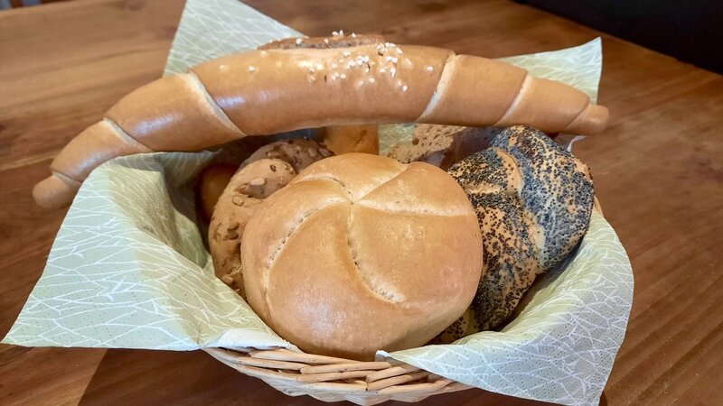 Von Kaisersemmerln, Salzstangerln und Mohnflesserln (A, 2022)