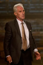 Ben Cross (Mr. Rabbit)