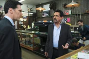 L-R: Aaron Hotchner (Thomas Gibson) und David Rossi (Joe Mantegna)
