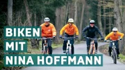 Nina Hoffmann bringt dem Team Thüringen bei, worauf es beim Downhill-Biken ankommt.