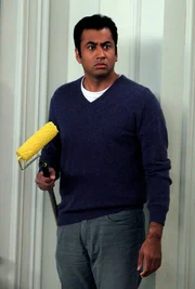 Kann nicht verstehen, dass Robin, Lily, Barney, Marshall und Ted viel zu sehr in das Leben der anderen involviert sind: Kevin (Kal Penn) ...
