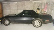 Auf diese schwarze Corvette hatten es die Täter abgesehen.
