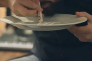 Die Übergänge vom gelegentlichen Freizeitgenuss hin zum täglichen Konsum von Kokain sind oftmals fließend. Für viele feierfreudige Briten gehören Kokain und ein Glas Wein inzwischen zum Wochenendritual.