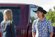 Ashleys (Cindy Busby) Auftauchen weckt alte Gefühlt in Caleb (Kerry James).