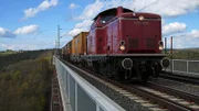 Die Göltzschtalbrücke im sächsischen Voigtlandkreis ist die größte aus Ziegelsteinen errichtete Eisenbahnbrücke der Welt.