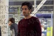 Wie wird der Technik-Milliardär Darius Tanz (Santiago Cabrera) reagieren, wenn ein junger MIT-Student bei ihm auftaucht und behauptet, dass ein Asteroid in 186 Tagen mit der Erde kollidieren wird?
