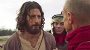 (v.l.) Jesus (Jonathan Roumie), unbekannt, (re.) Gaius (Kirk B. R. Woller)  Verwendung nur in Verbindung mit der Programmkommunikation. Jede andere Nutzung ist untersagt.