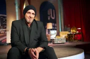 Gastgeber Torsten Sträter lädt in seinen "Männerhaushalt" ein.