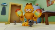 Squeaks Cousin Max kommt zu Besuch und überzeugt die Mäuse im Haus, dass es gefährlich ist, mit Garfield zu spielen.